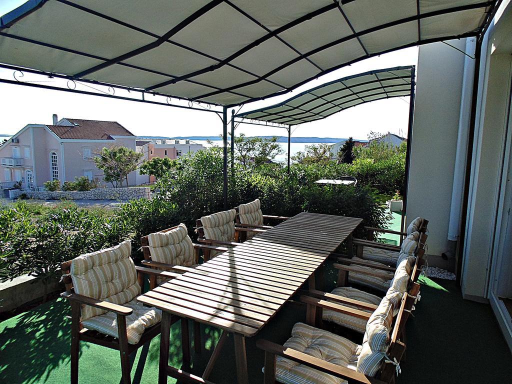 House Natali 70M From The Beach - Free Ev Top Up Rtina Zewnętrze zdjęcie
