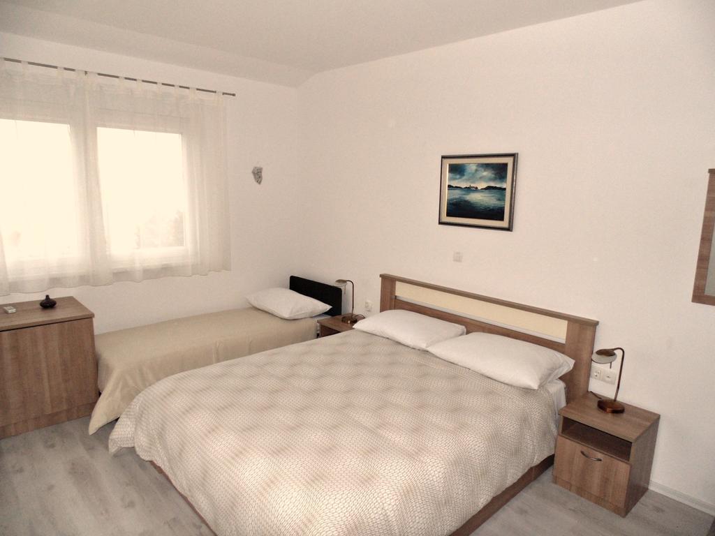 House Natali 70M From The Beach - Free Ev Top Up Rtina Zewnętrze zdjęcie